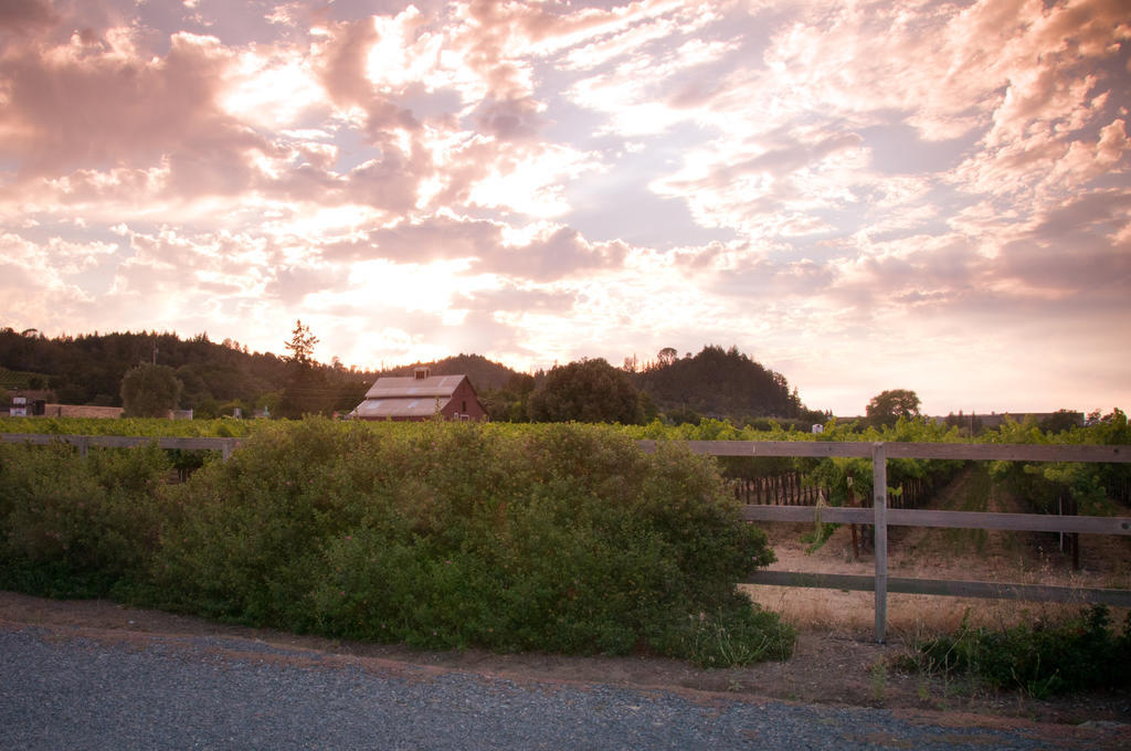 Geyserville Inn Exterior photo